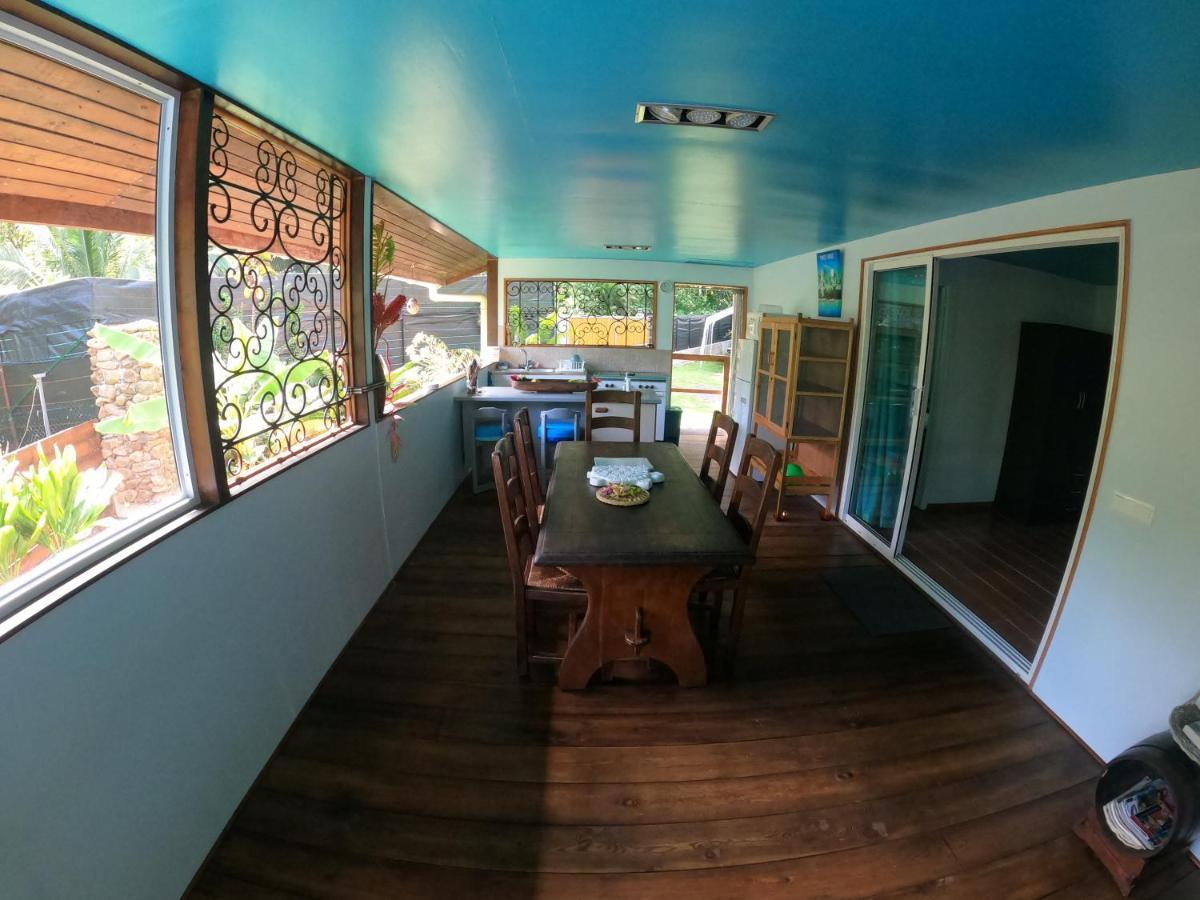 Fare Honu Cook'S Bay Moorea Luaran gambar